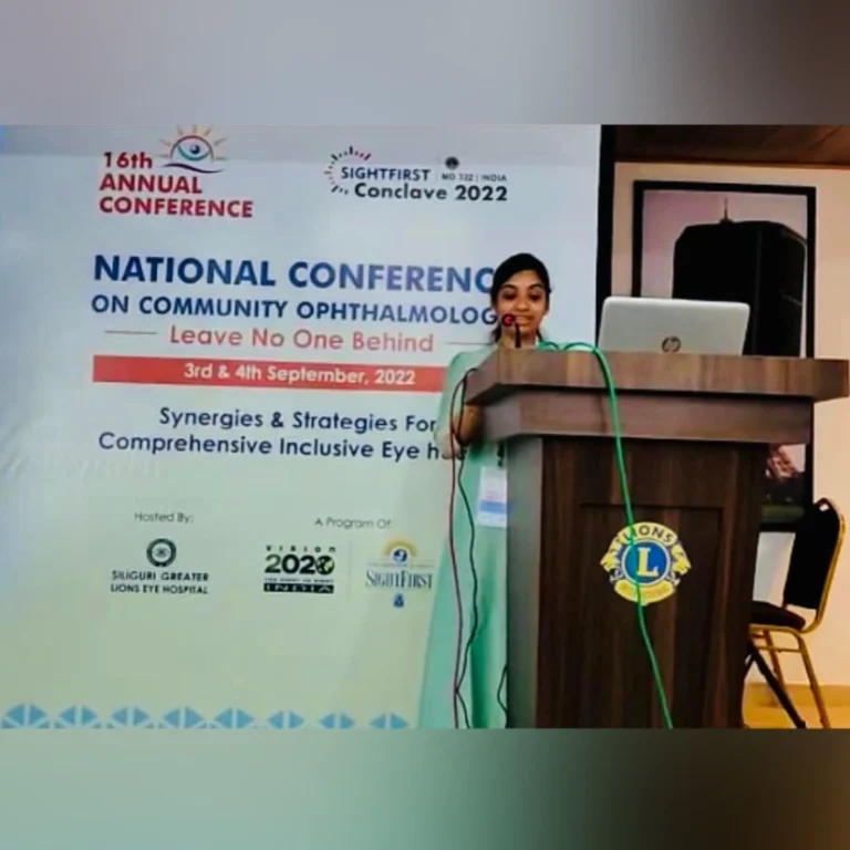 Dr. Krati Gupta delivering invited talk at VISION 2020 conference as leading eye specialist in Bhopal
